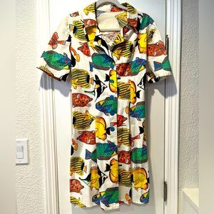 Fun and funky linen fish dress. Women’s size medium.